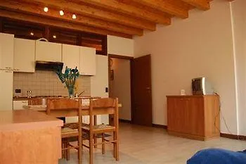 Lägenhet Residenza Al Parco